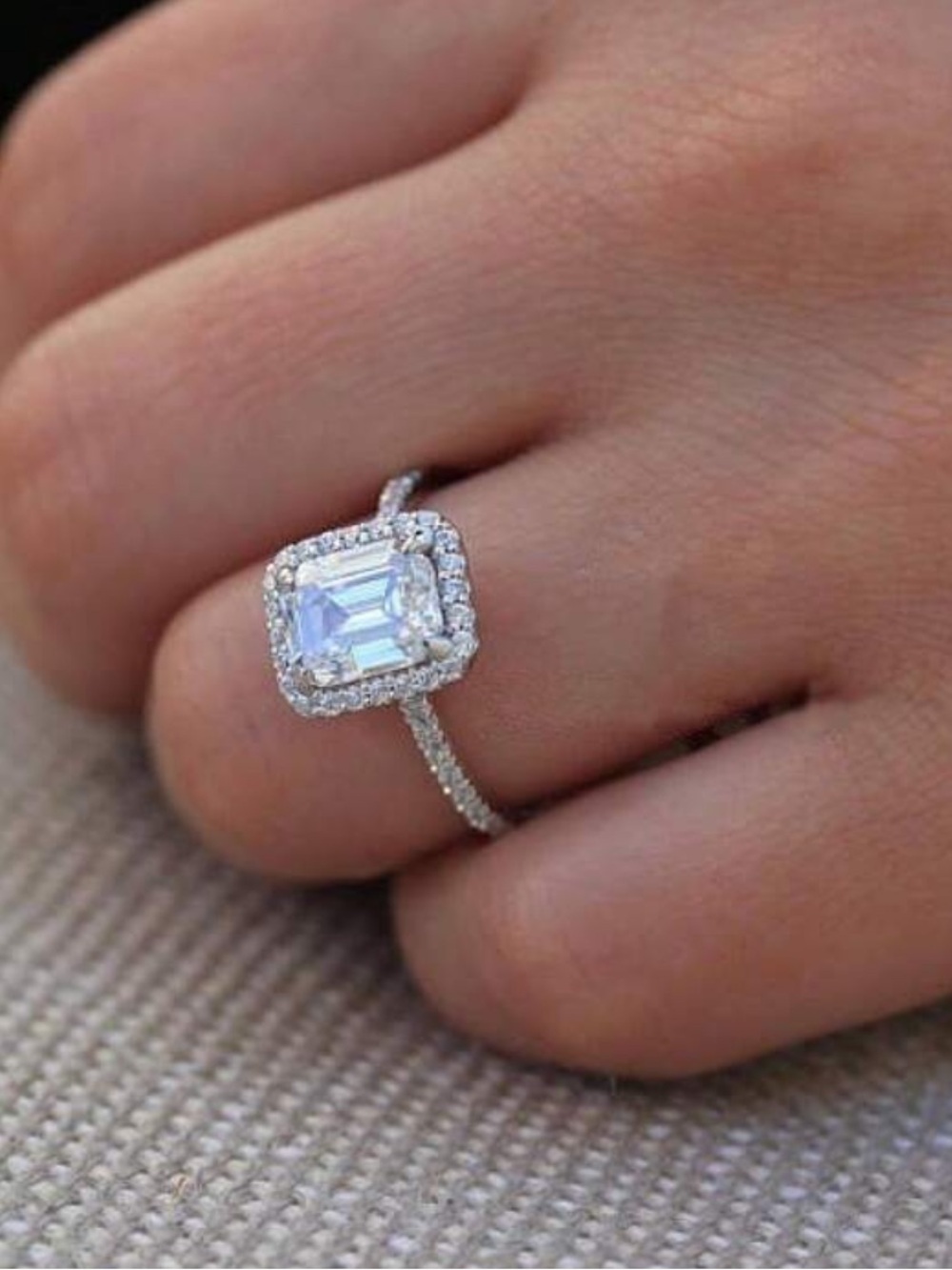 Silver ring - Picture 2 of 2